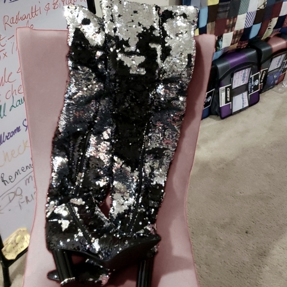 Blink sequence,Tigh High black silver winter boots - Picture 2 of 7